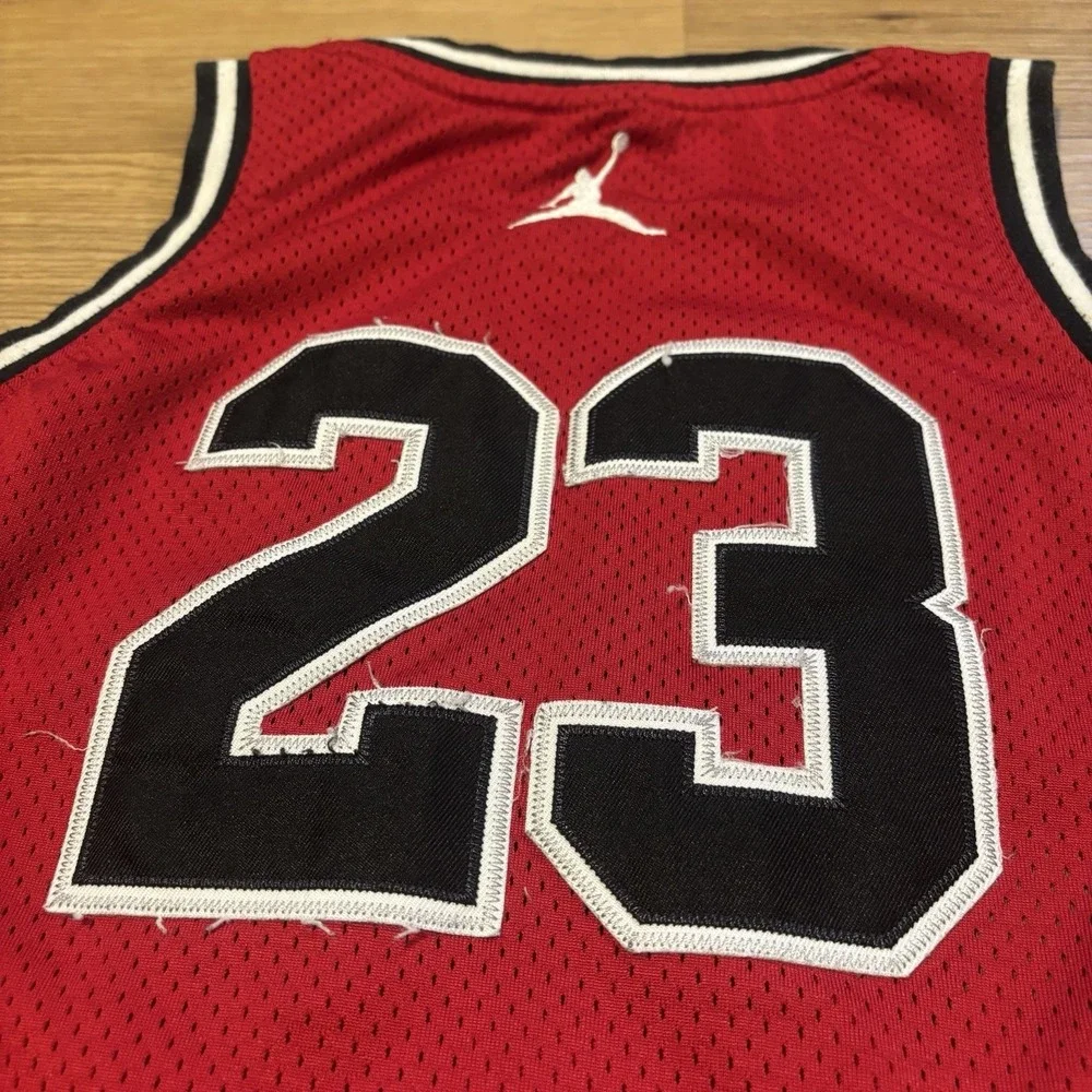 Nike Air Jordan Jersey Youth Boys Large 12-13 Red Black Chicago Bulls Jordan #23